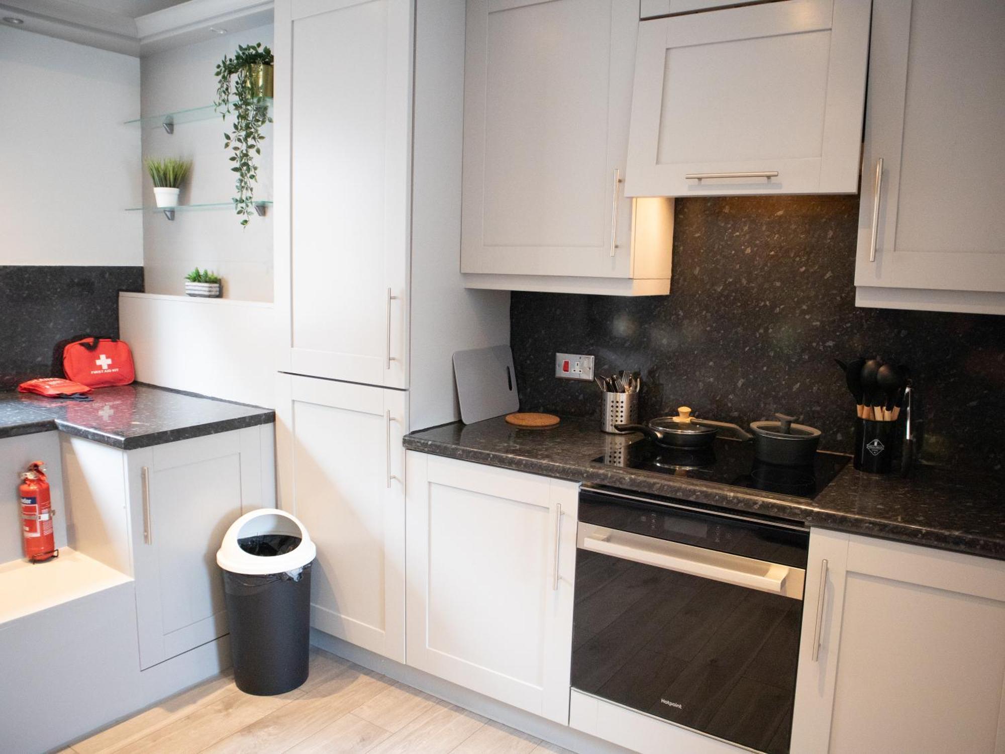 Apartmán Bright Private Terrace - Free Private Parking - Tv - Wifi - Netflix Croydon Exteriér fotografie